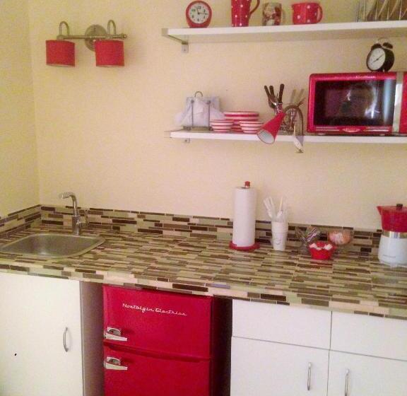 غرفة قياسية, Capri Beach