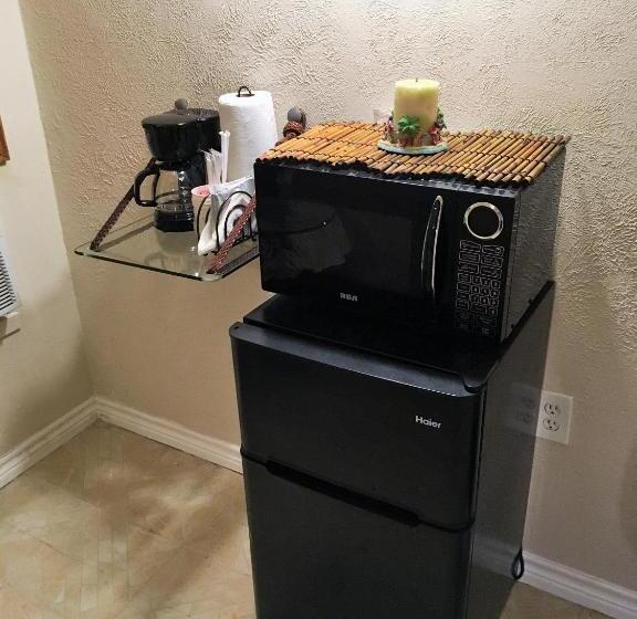 غرفة قياسية, Capri Beach