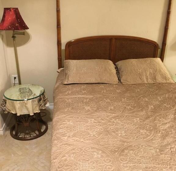 غرفة قياسية, Capri Beach