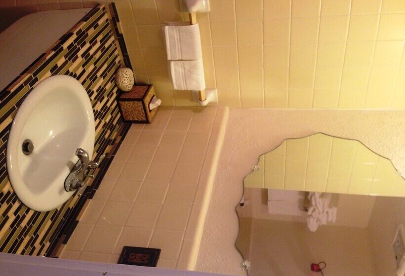 غرفة كلاسيكية مطلّة علي البحر, Capri Beach