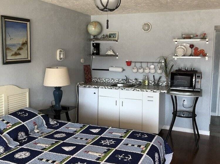 غرفة قياسية مطلّة علي البحر, Capri Beach