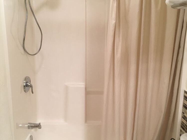 غرفة قياسية, Capri Beach