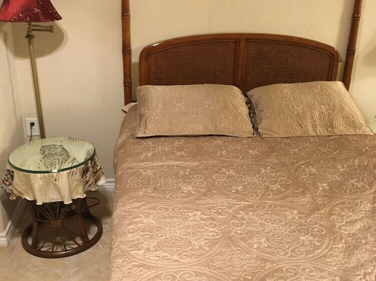 غرفة قياسية, Capri Beach