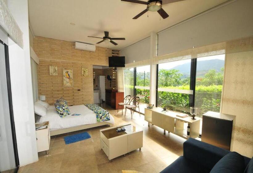 جناح جونيور مزوَّد بشرفة, Casa Ambrosia