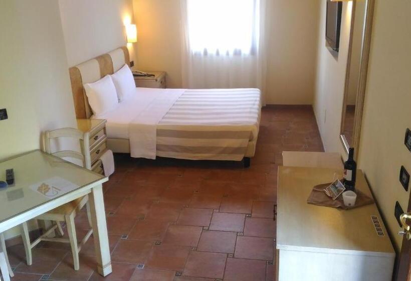 带花园景观的标准三人间, Dune Agriturismo