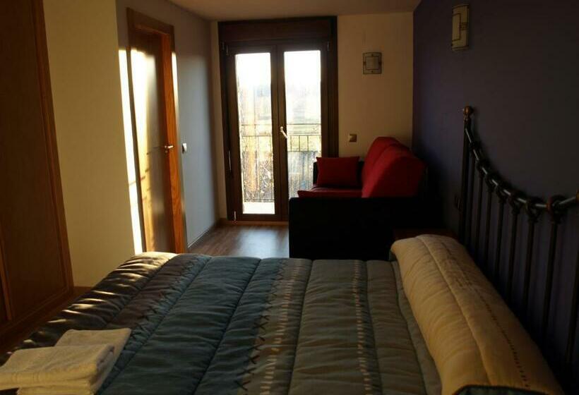 高级大房间, El Churrón