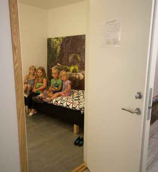 标准单人间共用浴室, Jönköping Vandrarhem