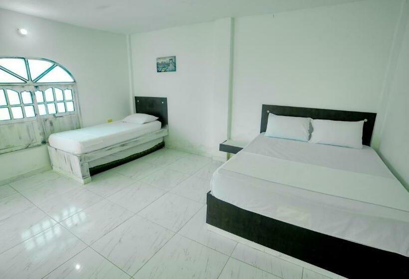 スタンダードトリプルルーム, Kevins