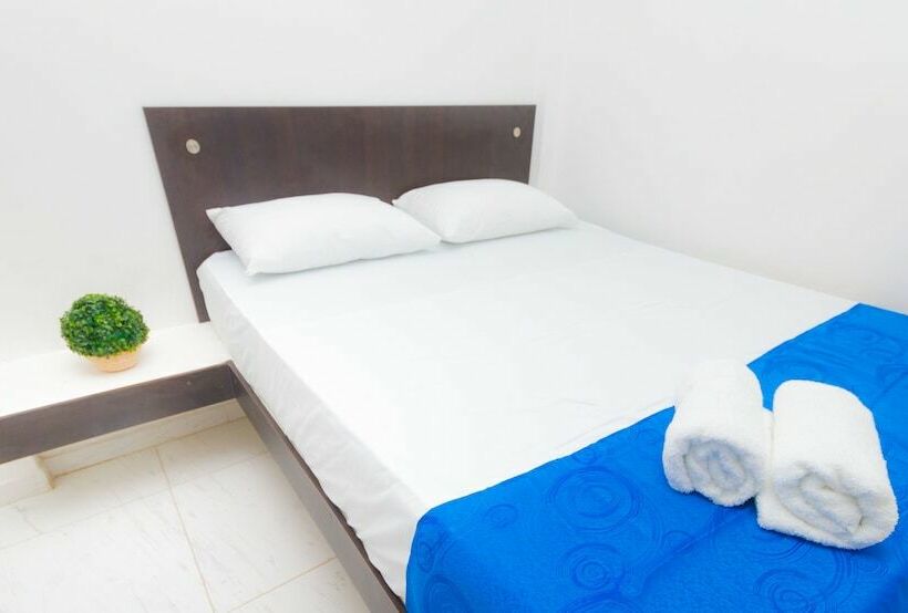 スタンダードルーム, Kevins