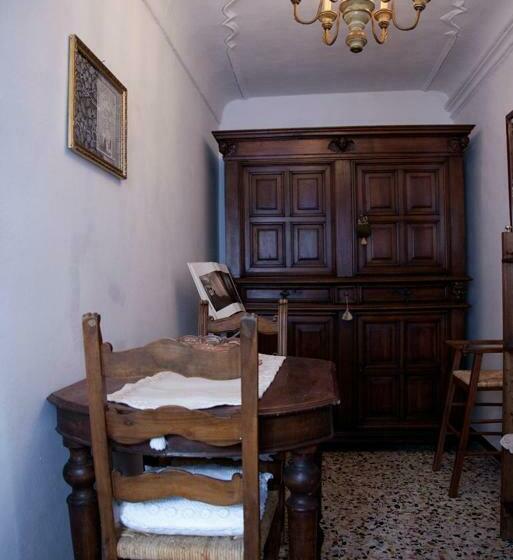 آپارتمان 1 خوابه, Le Case Cavallini Sgarbi Di Rina Cavallini