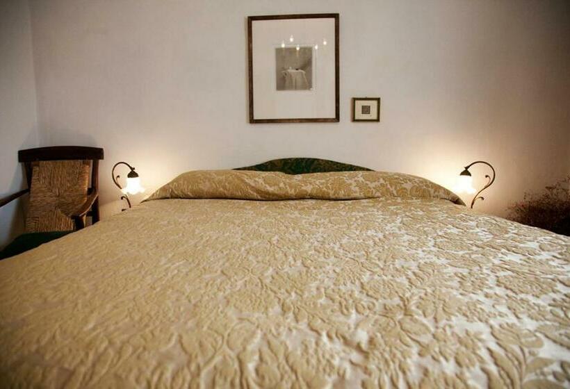 آپارتمان 1 خوابه, Le Case Cavallini Sgarbi Di Rina Cavallini