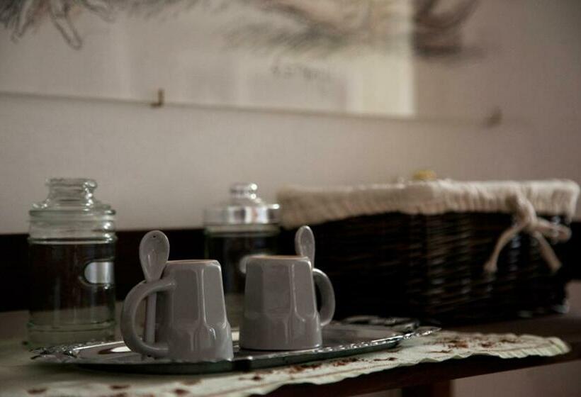 آپارتمان 1 خوابه, Le Case Cavallini Sgarbi Di Rina Cavallini