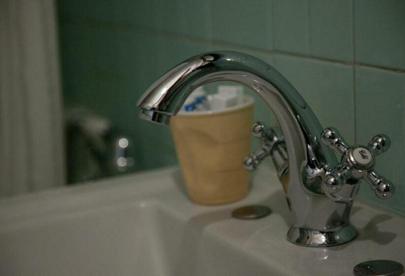 آپارتمان 1 خوابه, Le Case Cavallini Sgarbi Di Rina Cavallini