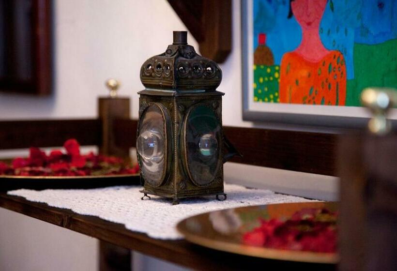 آپارتمان 1 خوابه, Le Case Cavallini Sgarbi Di Rina Cavallini