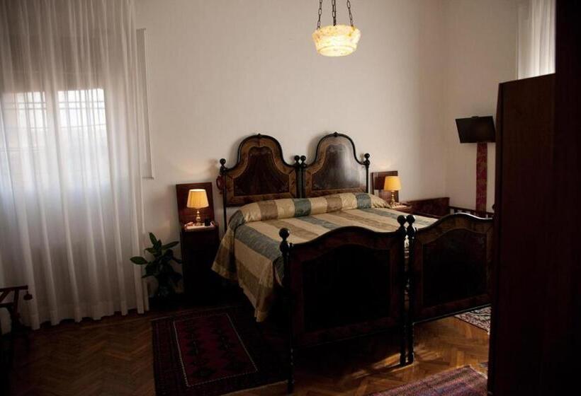 آپارتمان 2 خوابه, Le Case Cavallini Sgarbi Di Rina Cavallini