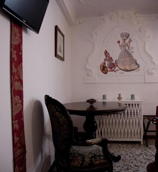 آپارتمان 2 خوابه, Le Case Cavallini Sgarbi Di Rina Cavallini