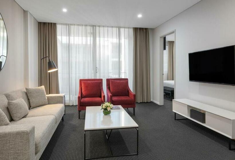 Люкс 2 Спальни, Meriton Suites North Ryde