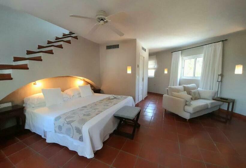 סוויטת ג'וניור עם מסג'ר מים, Mikasa Agua Amarga & Spa