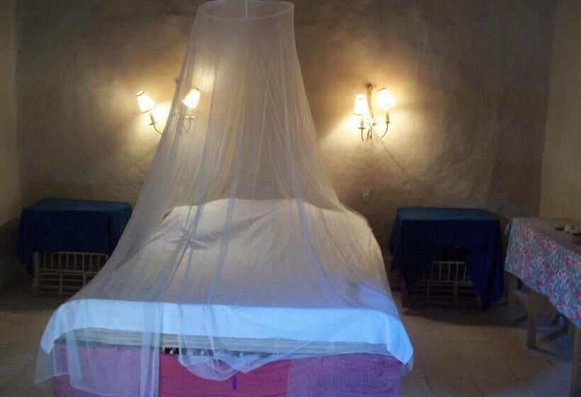 اتاق استاندارد یک نفره, Nour El Gourna