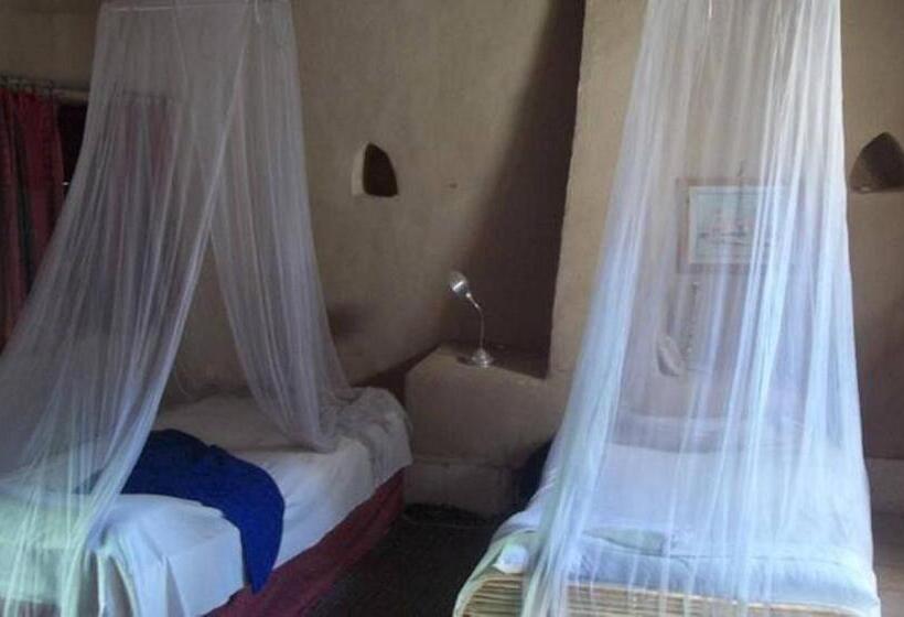 اتاق استاندارد سه نفره, Nour El Gourna