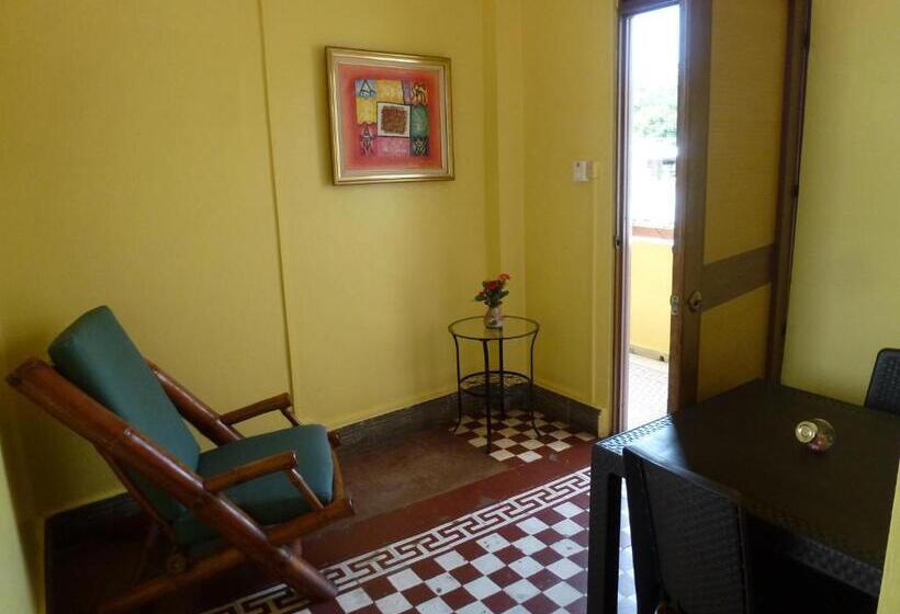 استودیوی استاندارد, Residencial La Fonte