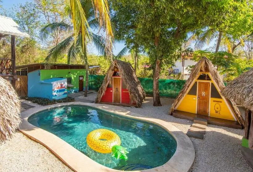 バス共有のスタンダードルーム, Playa Grande Surf Camp