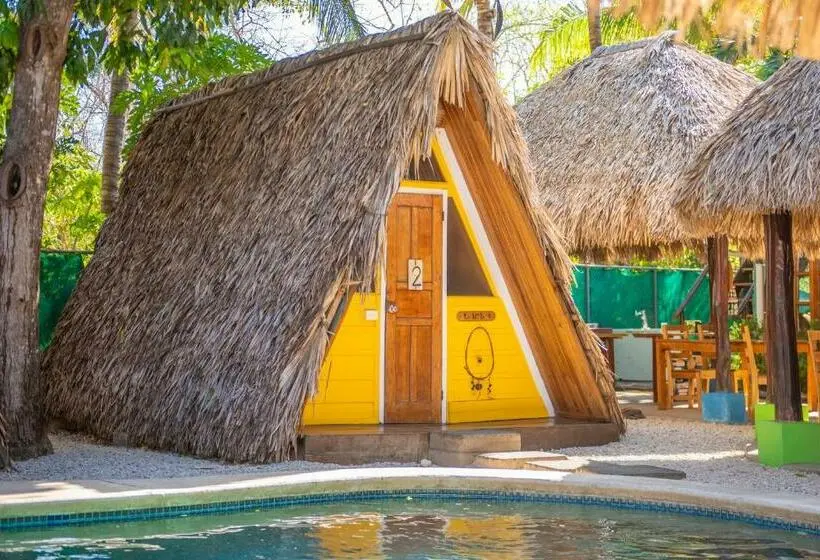 スタンダードルーム, Playa Grande Surf Camp