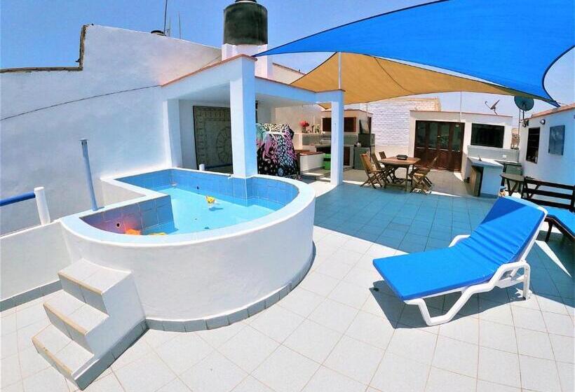 Deluxe Suite Sea View, Waves Surf Camp Peru