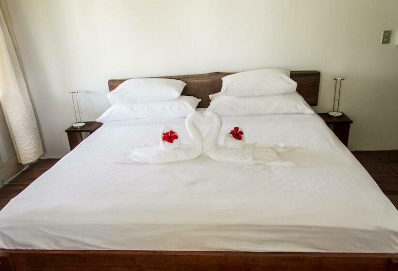 اتاق لوکس با چشمانداز باغ, Horizontes De Montezuma