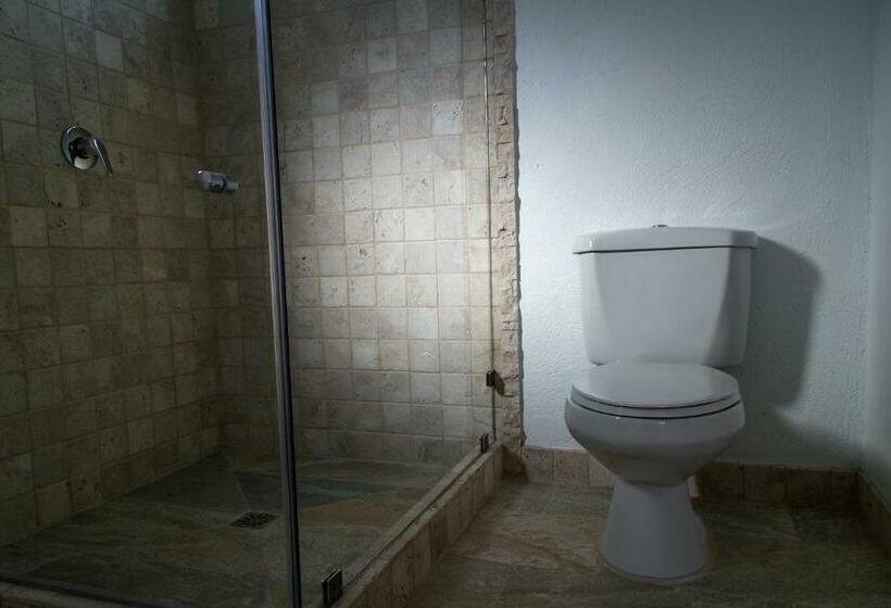 اتاق لوکس با چشمانداز باغ, Horizontes De Montezuma