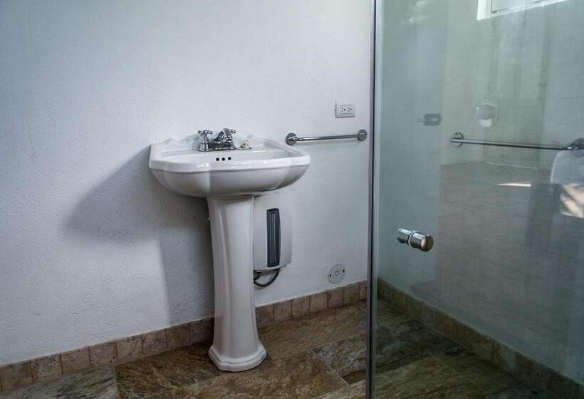 اتاق استاندارد با چشمانداز باغ, Horizontes De Montezuma