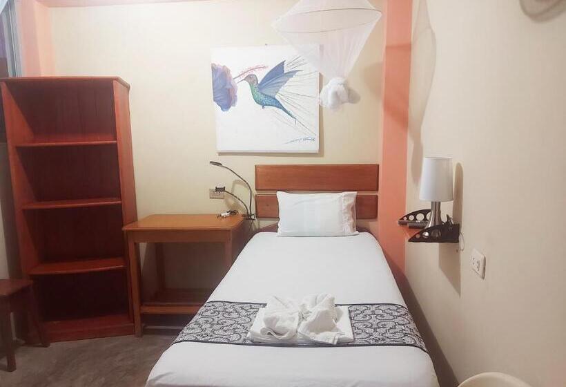 Номер Стандарт Индивидуальный, Amazon House Hostel