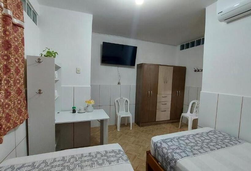 标准间, Amazon House Hostel