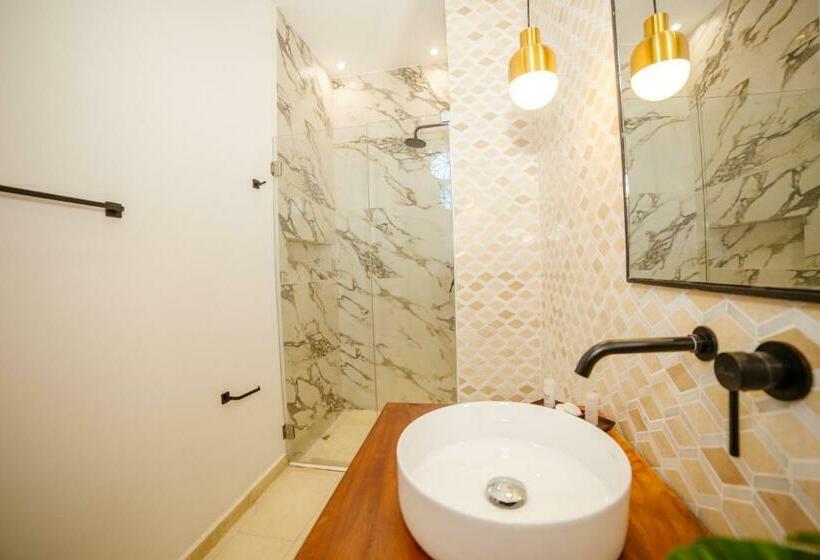 غرفة ديلوكس مزودة بشرفة, Bioma Boutique