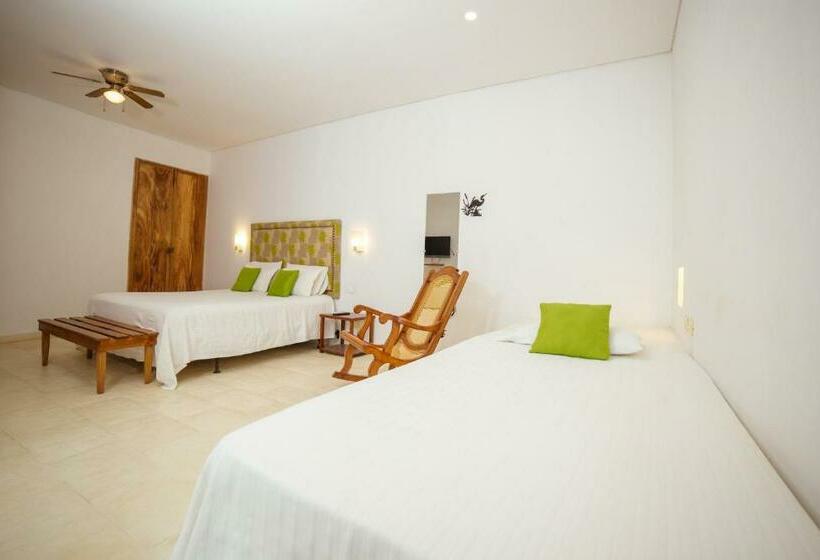 غرفة سوبيريور ثلاثية, Bioma Boutique