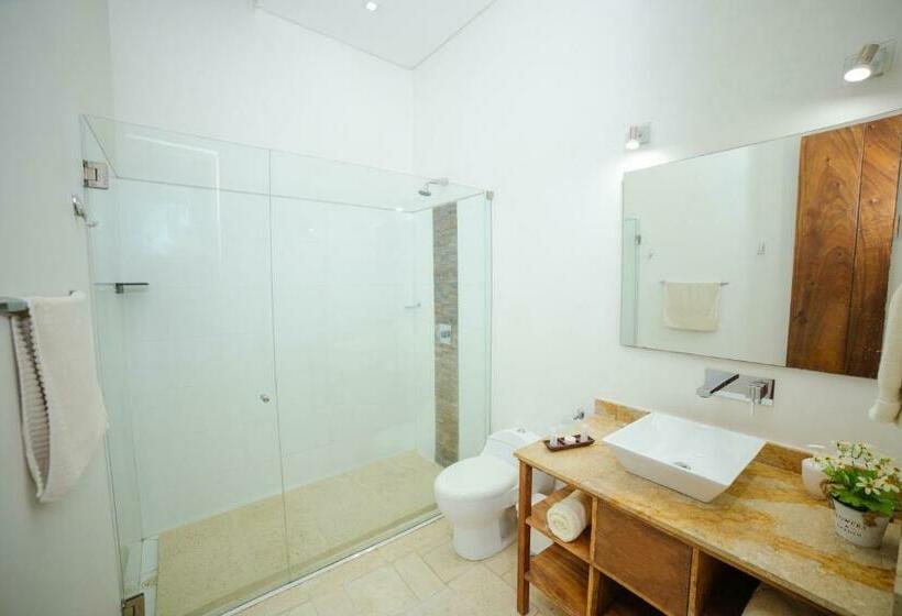 غرفة سوبيريور ثلاثية, Bioma Boutique