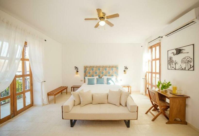 غرفة ديلوكس مزودة بشرفة, Bioma Boutique