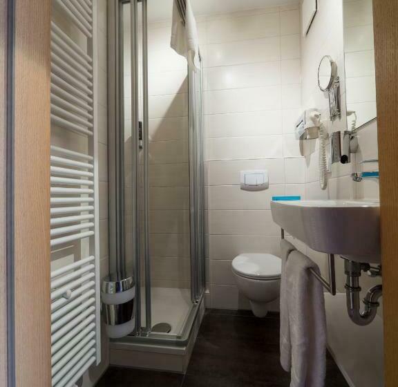 Quarto Estandar, Braun