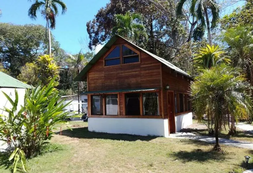 Mökki 1 Makuuhuone, Corcovado Beach Lodge