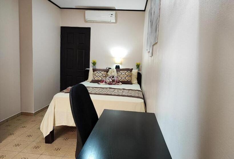 غرفة قياسية, Del Rio