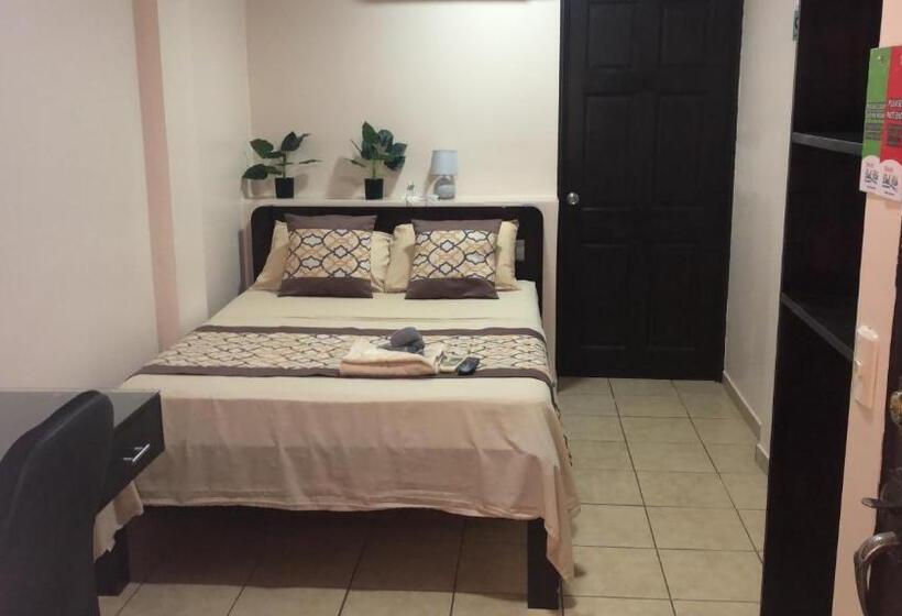 غرفة قياسية فردية, Del Rio