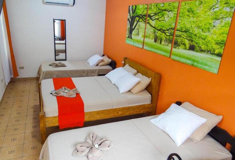 غرفة أساسية ثلاثية, Del Rio