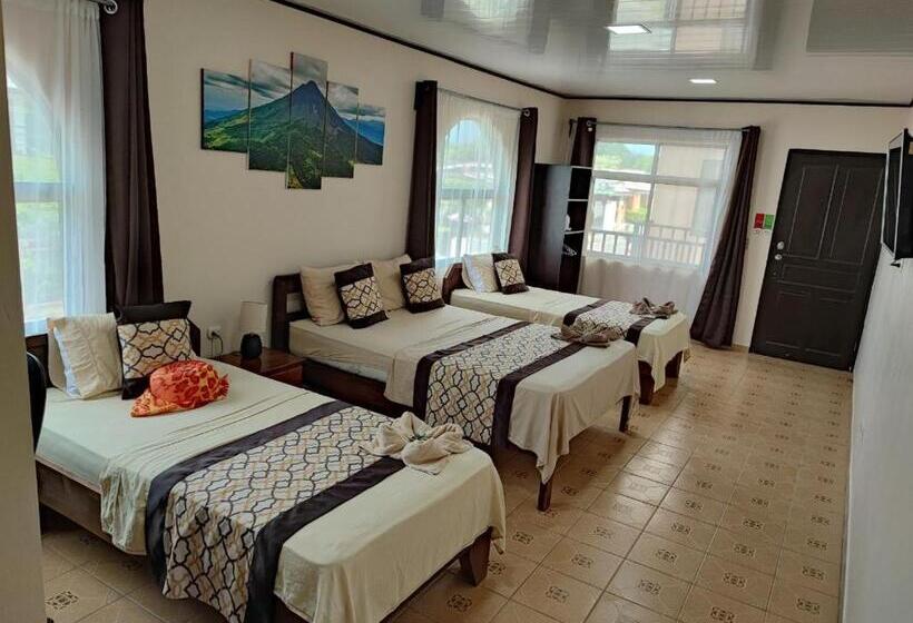 غرفة أساسية ثلاثية, Del Rio