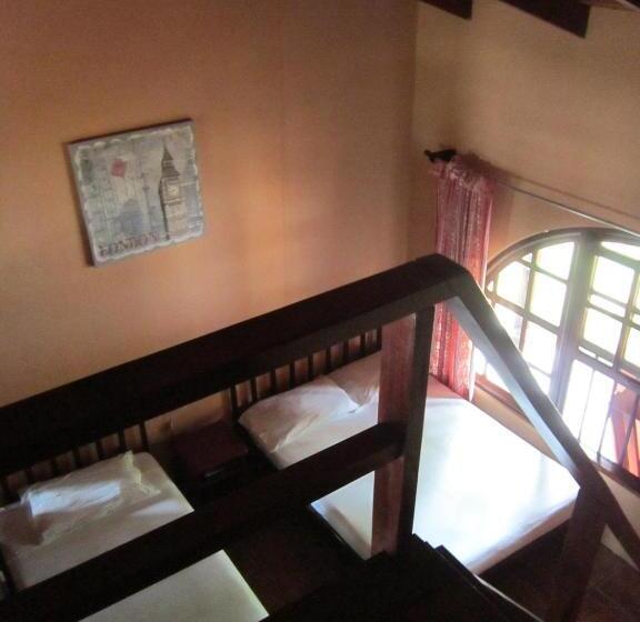 ファミリーステューディオ, El Paraiso Escondido   Costa Rica