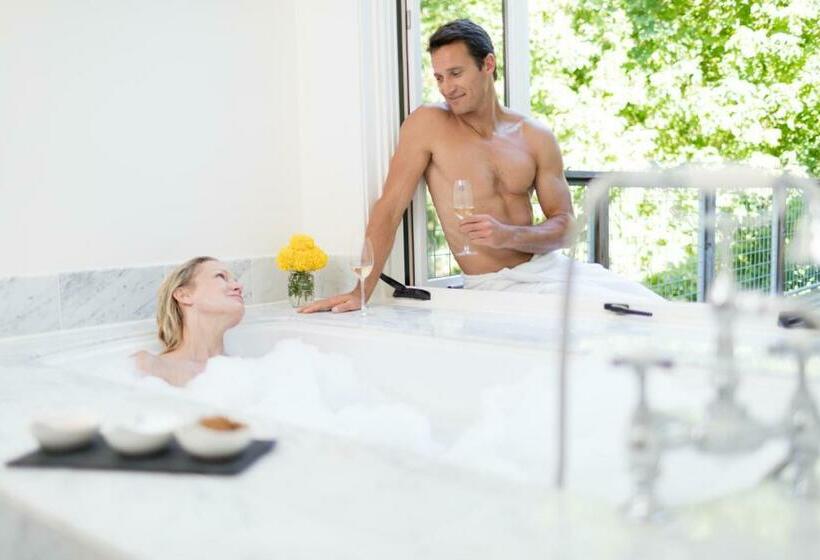 小型套房, Farmhouse Inn