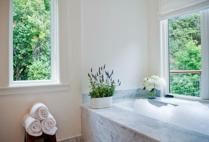 套房, Farmhouse Inn