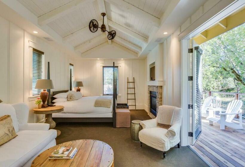 小型套房, Farmhouse Inn