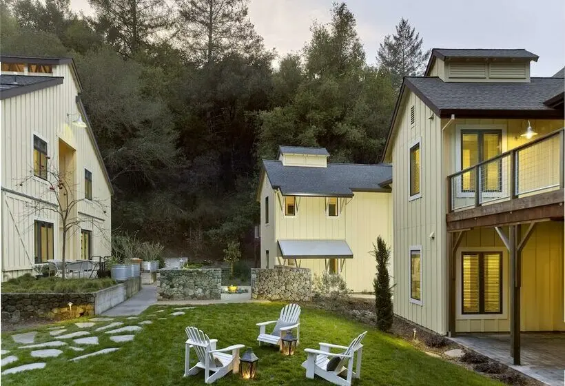 スイート, Farmhouse Inn