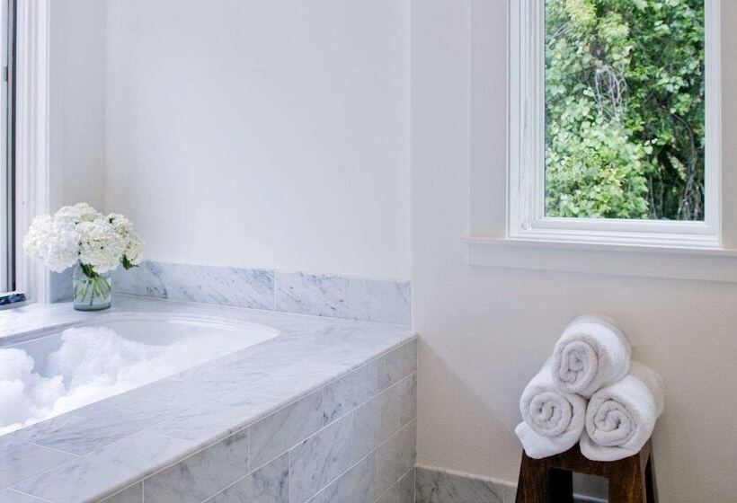 套房, Farmhouse Inn