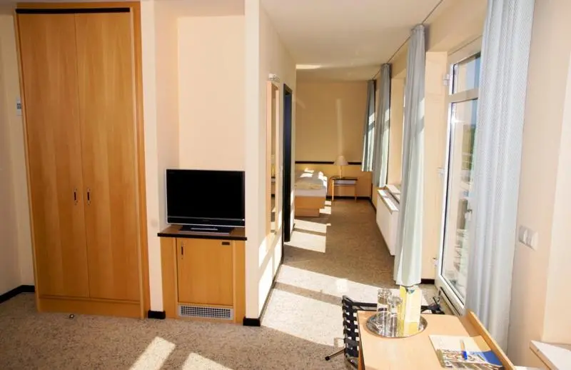 Standard Room, Am Weberplatz